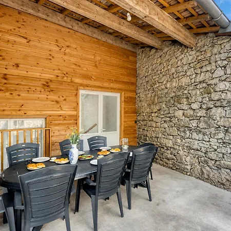 Ferienhaus Le Refuge Aveyronnais - Bbq - Jardin - 130 M2 *